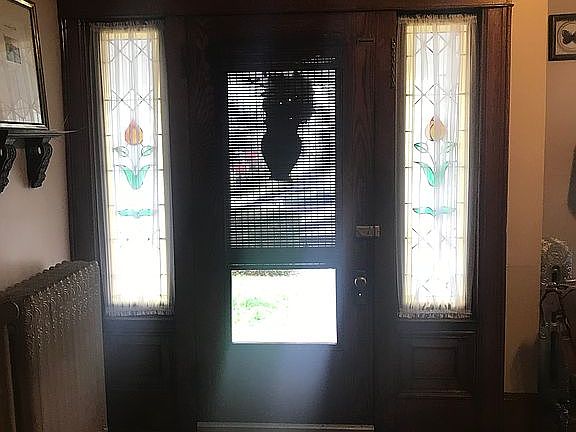 Stained glass sidelights