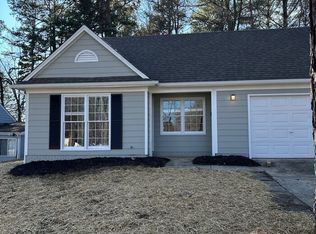 8634 Mission Hills Rd, Charlotte, NC 28227