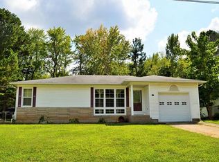 107 E 6th St, Dixon, MO 65459