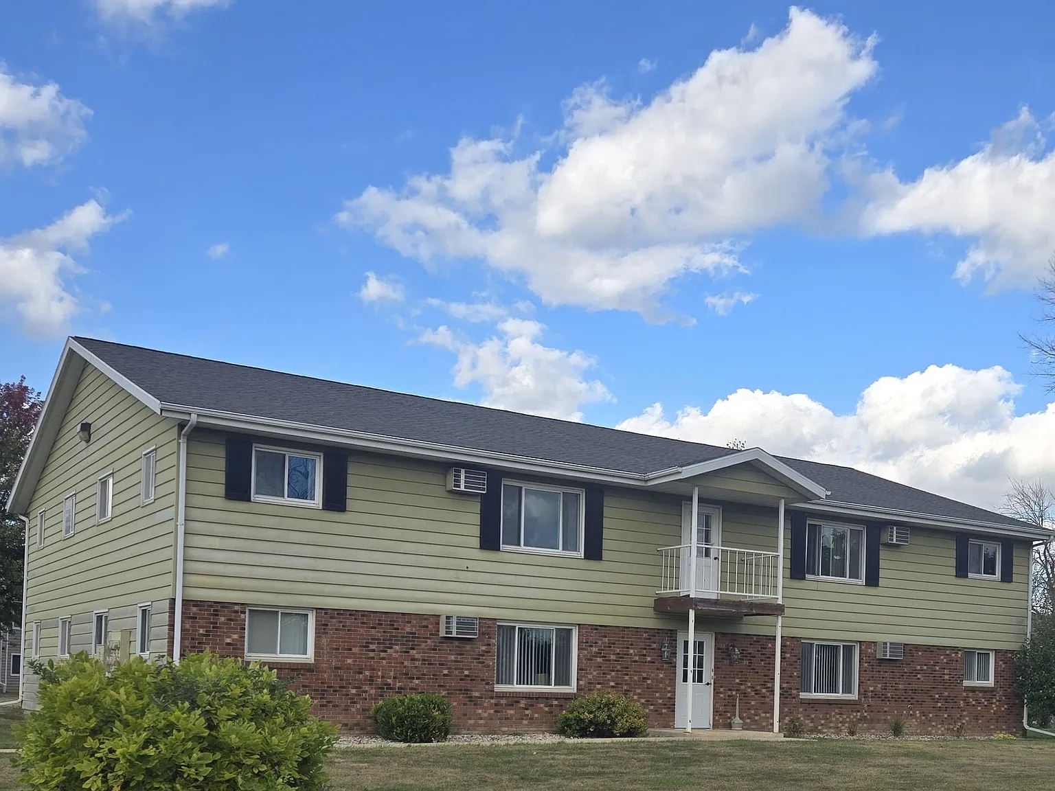 Scott Street Apartments-Fond du Lac — Photo 2