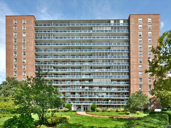 9737 63rd Road #10E, Rego Park, NY 11374