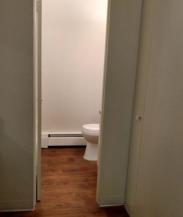 2nd image of 3122 Mallard Dr Unit 201