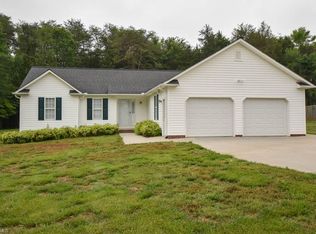 116 Canton Rd, Advance, NC 27006