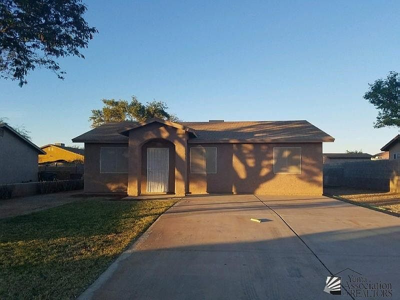 1st image of 238 E Los Valles St
