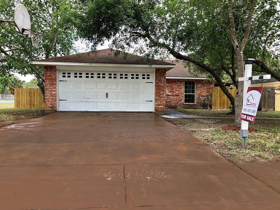 1st image of 3 Wood Hollow Dr
