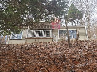 907 Valley Rd, Ambridge, PA 15003