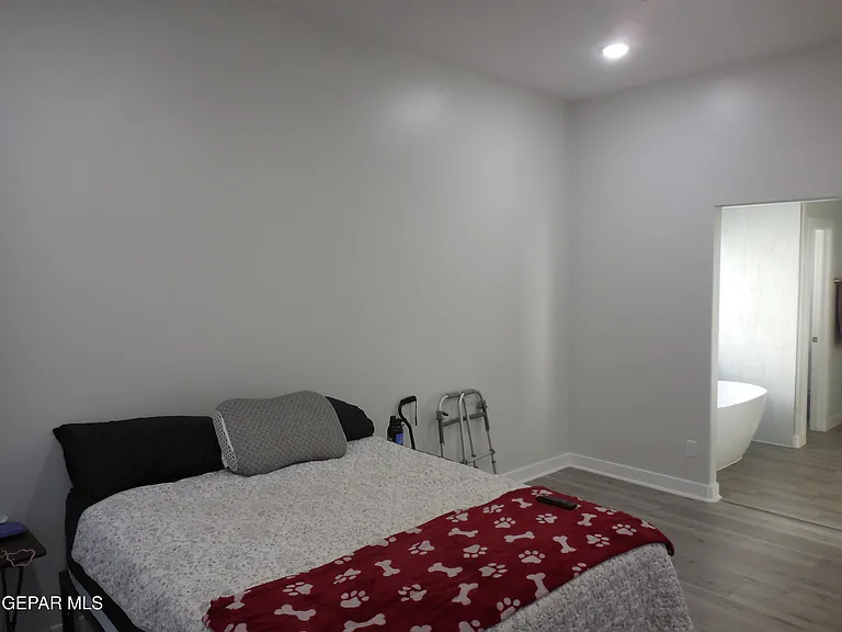 7405 Norte Portugal Ln — Photo 45