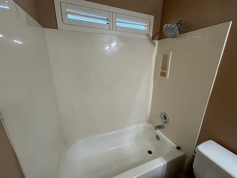 4334 E Anderson Dr — Photo 32