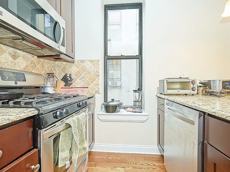 280 W 115th St #2 — Photo 7