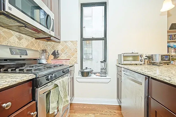 Rented by Keller Williams NYC | media 7