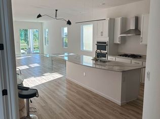 305 Blackrock Ln, Apollo Beach, FL 33572