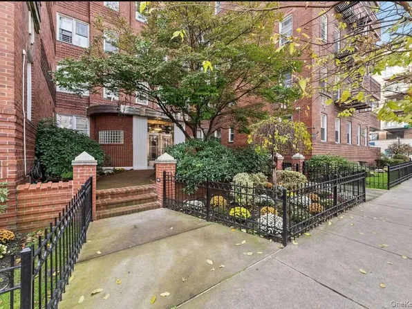 6536 Wetherole Street #306, Rego Park, NY 11374