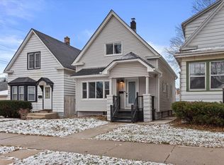 2822 S Burrell St, Milwaukee, WI 53207
