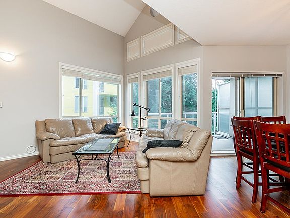 3rd image of 2575 Ware St #401