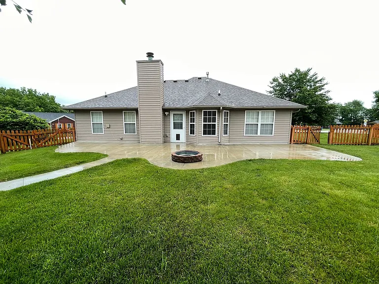 1547 Overlook Cir — Photo 25