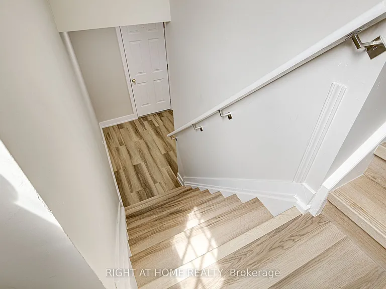 265 Dearborn Blvd — Photo 4