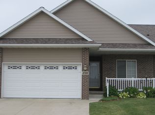 3712 Pheasant Ln, Waterloo, IA 50701