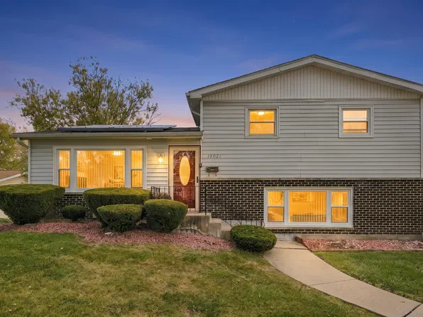 19021 S Keeler Ave, Country Club Hills, IL 60478