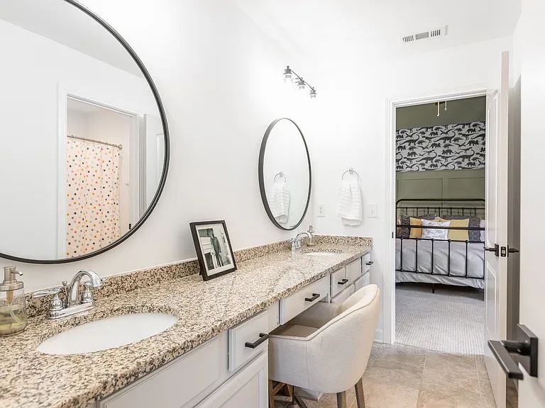 2033 Callaway Park Pl — Photo 34
