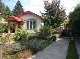 9848 44th Ave SW, Seattle, WA 98136