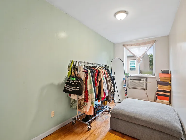 413A Halsey St #3 — Photo 8