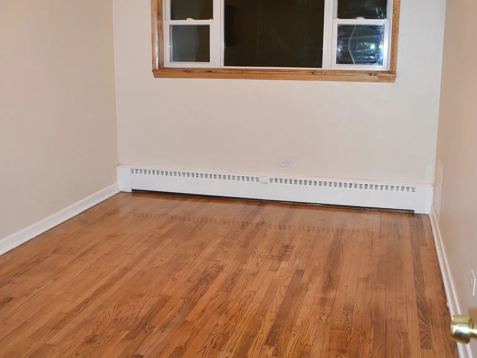1939 South 5th Avenue — Photo 1