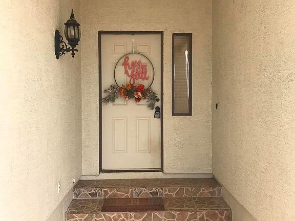 4th image of 33510 W Highland Ave