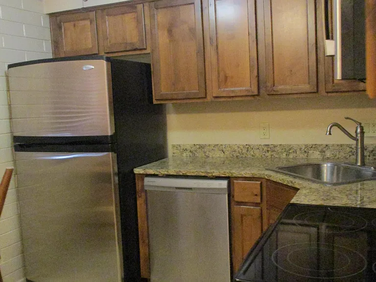 55 N Cherry Ave #117 — Photo 6