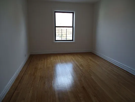 Sold by null | media 5