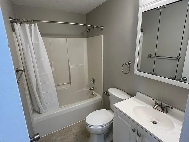 711 Hill Rd #I — Photo 9