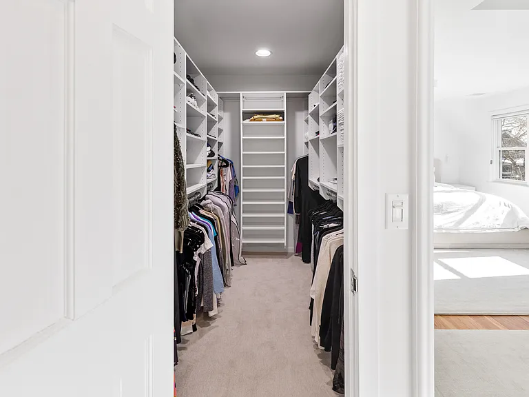 141 Harvest Ln — Photo 26