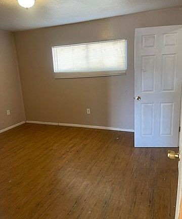 5th image of 304 Charleston St NE APT 3