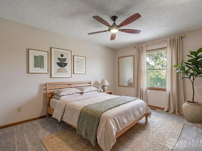 2223 Four Seasons Trl — Photo 6