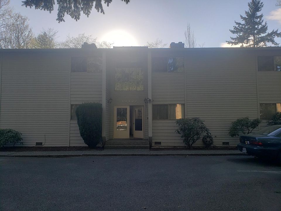 1st image of 19427 28th Ave NE #C