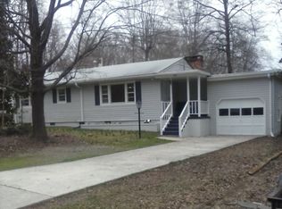 1812 Dublin Dr, Greensboro, NC 27408