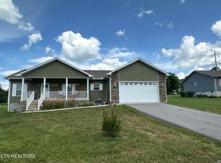 101 Maca Ridge Cir, Clarkrange, TN 38553