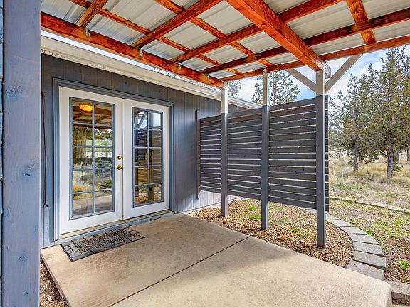 3rd image of 15009 SE Yakima Rd