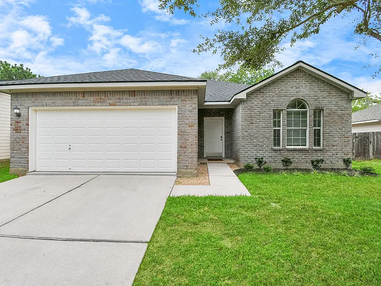 24118 Wild Horse Ln — Photo 2