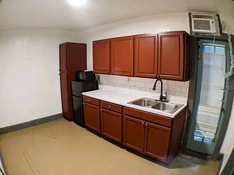 401 Colonia Ln E #10 — Photo 7