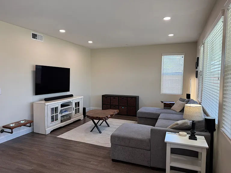 1182 Caddie Loop — Photo 4
