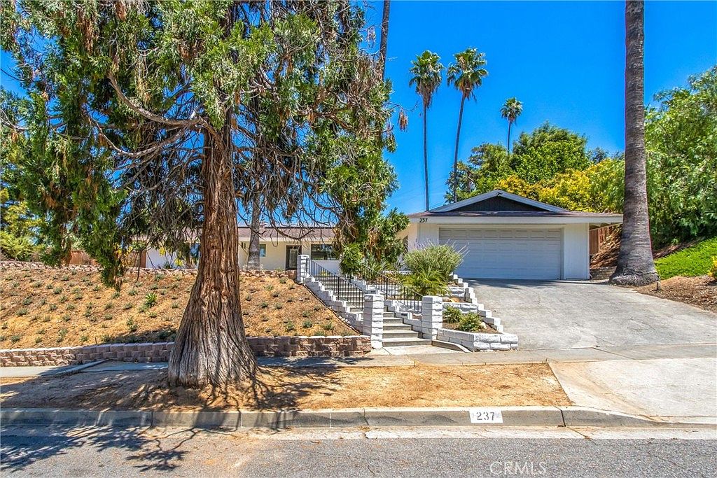 237 Eucalyptus Dr, Redlands, CA 92373 MLS IV23137412 Zillow