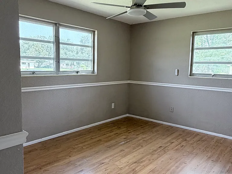504 S Oxalis Ave — Photo 8