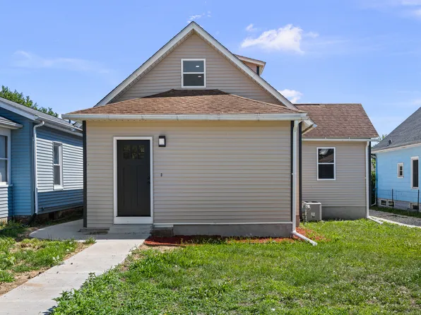 2010 3y Ave, East Moline, IL 61244