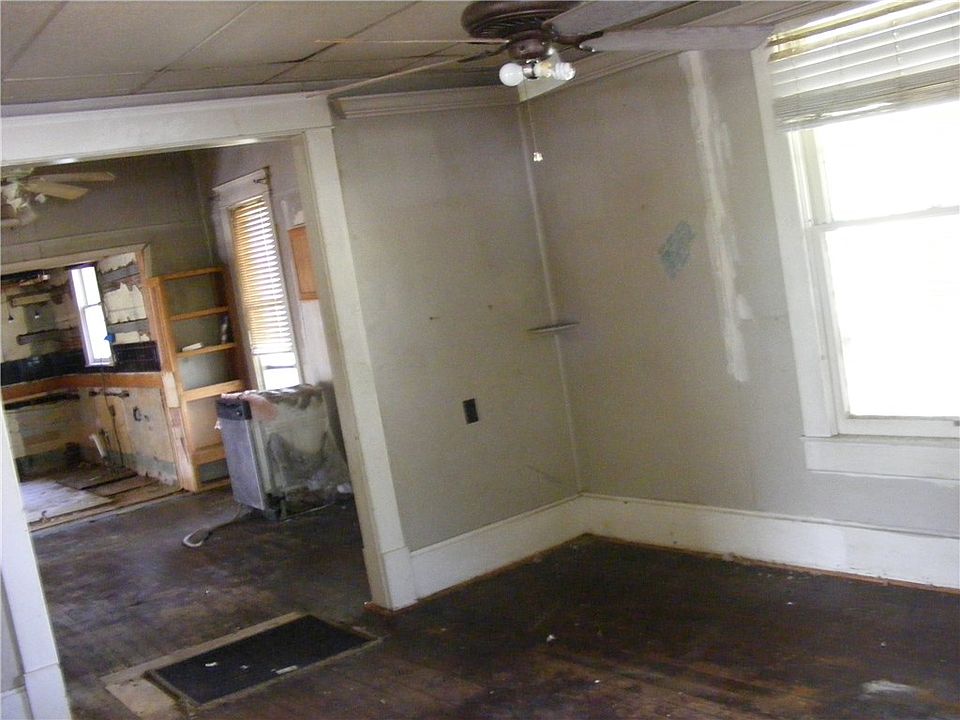 2nd image of 308 S Duff Ave