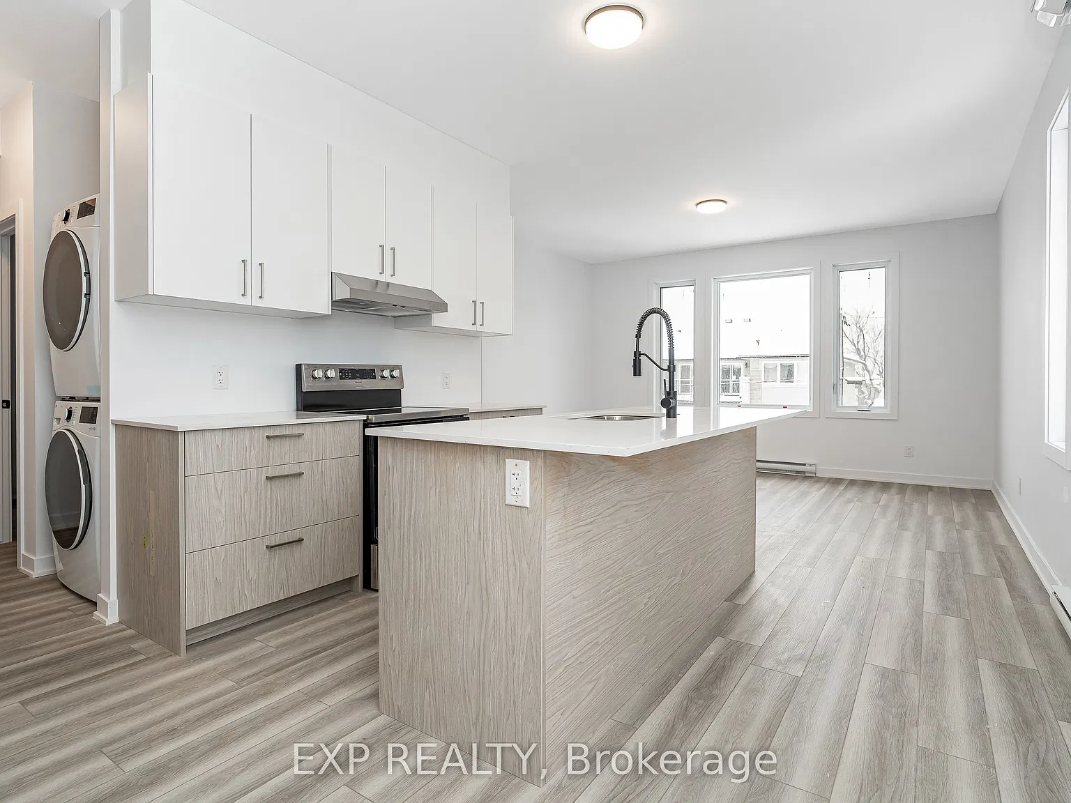 2 bed, $2,200 — Photo 2