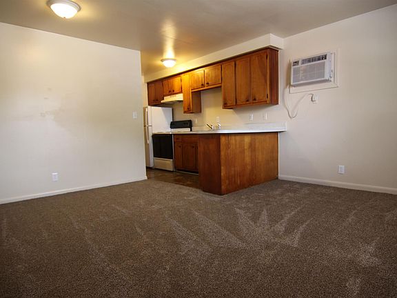 2nd image of 206 Walnut St Ste A