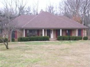 106 Creel Ln, Bardstown, KY 40004