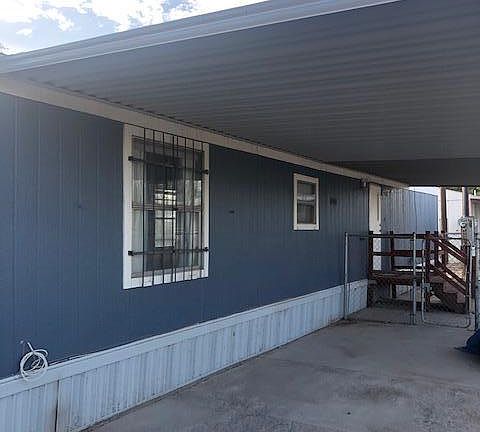 3rd image of 2664 E Ocotillo Dr
