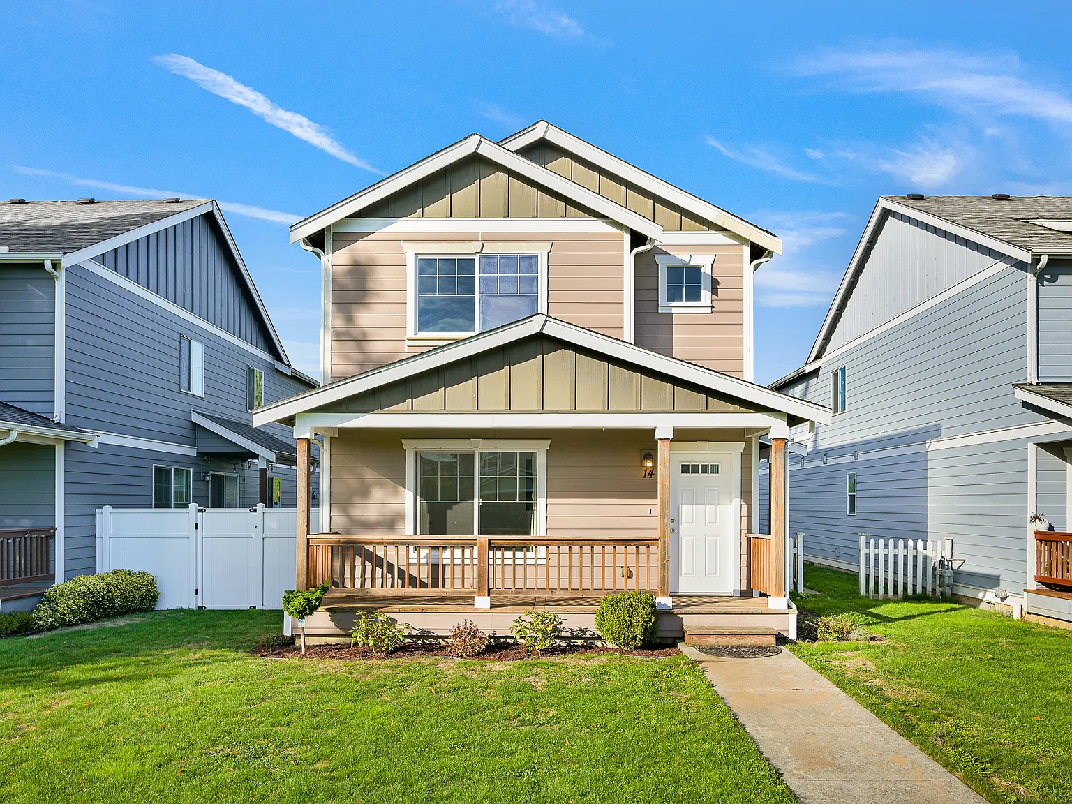 3 bed, 2.5 bath, 1700 sqft, $2,650 — Photo 1