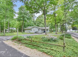 5043 Beach View Ln, Egg Harbor, WI 54209